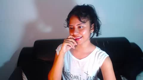 Snapshot of bellaluxxs chatting on 13, 6, 2026 MY NAME IS BELL online show from 13, 6, 2026