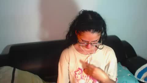 Snapshot of bellaluxxs chatting on 10, 7, 2026 MY NAME IS BELL online show from 10, 7, 2026