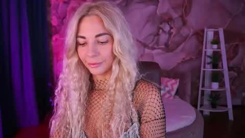 Bella online show from 15, 12, 2025