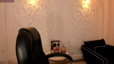 Snapshot of bellarosex1 chatting on 8, 11, 2025 Bella Rose online show from 8, 11, 2025