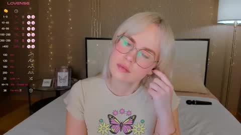 Bella online show from 28, 10, 2025