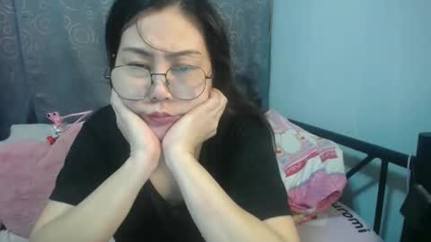 Snapshot of bellbabe chatting on 2, 11, 2025 Bella online show from 2, 11, 2025