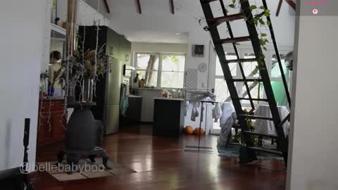 BELLE   online show from 25, 2, 2026