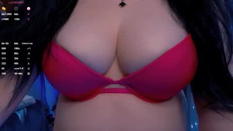 Hello I am kind friendly and cute girl online show from 28, 11, 2025