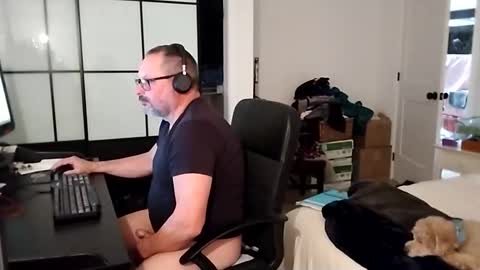 bellequeue19758 online show from 4, 12, 2025