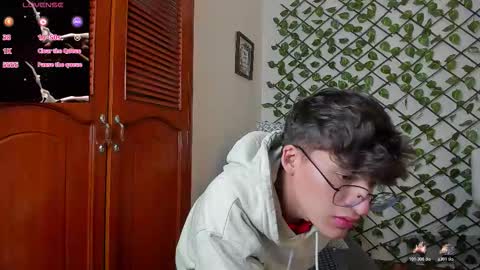 Neon online show from 2, 12, 2025