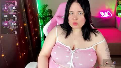 LinaBoo online show from 15, 11, 2025