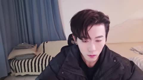 Snapshot of ben705676 chatting on 9, 3, 2026 Ben online show from 9, 3, 2026