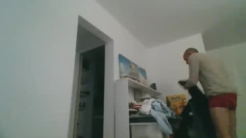 Snapshot of benbare13 chatting on 3, 12, 2024 benbare13 online show from 3, 12, 2024