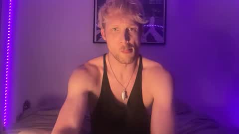 Snapshot of bendoverxo chatting on 12, 2, 2026 bendoverxo online show from 12, 2, 2026