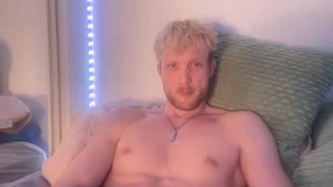 Snapshot of bendoverxo chatting on 18, 2, 2026 bendoverxo online show from 18, 2, 2026