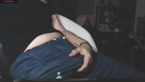 benijamin online show from 10, 11, 2025