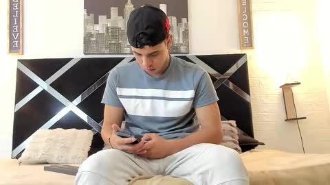 Snapshot of benjamin_more24 chatting on 9, 2, 2026 benjamin more24 online show from 9, 2, 2026