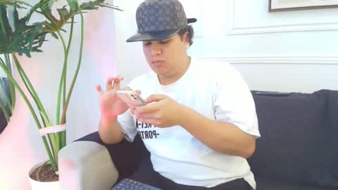 bennett_alejoo online show from 20, 12, 2025