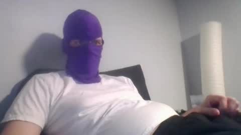 bennybueno online show from 12, 4, 2026