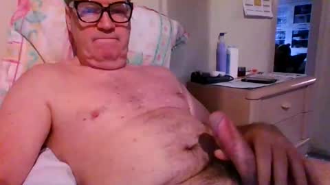 bennybutterfly007 online show from 2, 2, 2026