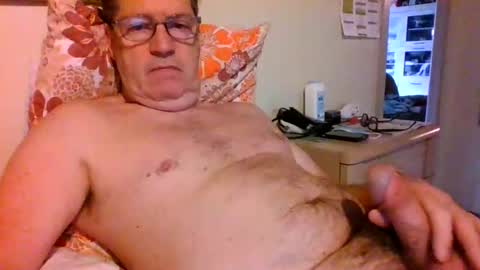 Snapshot of bennybutterfly007 chatting on 11, 5, 2026 bennybutterfly007 online show from 11, 5, 2026