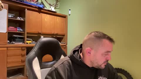 benochau online show from 18, 4, 2026