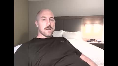 Snapshot of bensoncarverd chatting on 27, 5, 2026 bensoncarverd online show from 27, 5, 2026