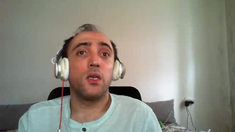 Snapshot of bentish chatting on 4, 7, 2026 bentish online show from 4, 7, 2026