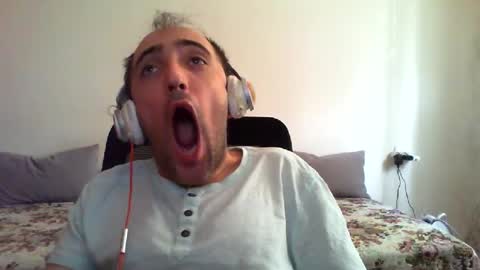 Snapshot of bentish chatting on 7, 7, 2026 bentish online show from 7, 7, 2026