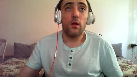 Snapshot of bentish chatting on 7, 7, 2026 bentish online show from 7, 7, 2026