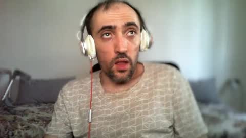 Snapshot of bentish chatting on 4, 8, 2026 bentish online show from 4, 8, 2026