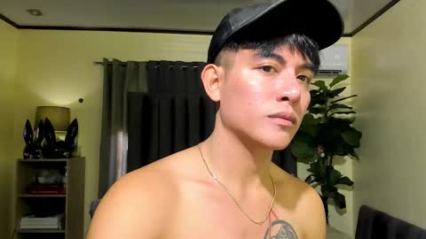 bentlyfuck online show from 15, 10, 2025