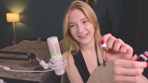 Snapshot of benty_bunny chatting on 26, 12, 2024 Alice online show from 26, 12, 2024