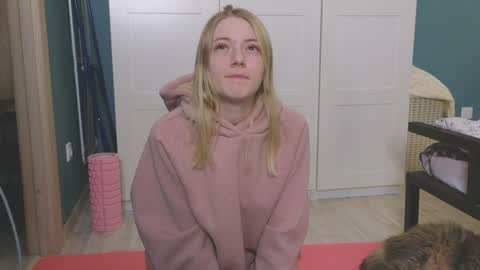 Snapshot of benty_bunny chatting on 25, 1, 2025 Alice online show from 25, 1, 2025