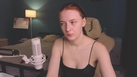 Snapshot of benty_bunny chatting on 1, 11, 2025 Alice online show from 1, 11, 2025