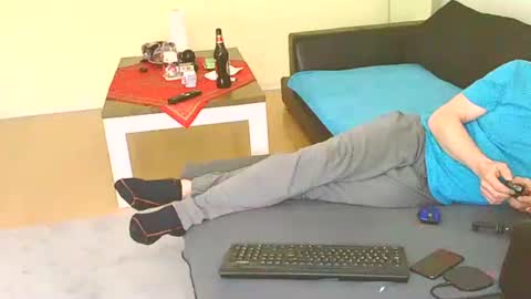 Snapshot of benutzmich0800 chatting on 25, 12, 2024 Benutzmich0800 online show from 25, 12, 2024