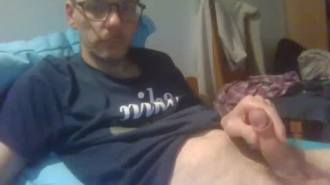 Snapshot of bernie484237 chatting on 19, 5, 2026 Bernie online show from 19, 5, 2026