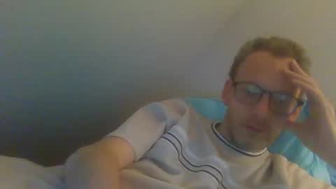 Snapshot of bernie484237 chatting on 3, 6, 2026 Bernie online show from 3, 6, 2026