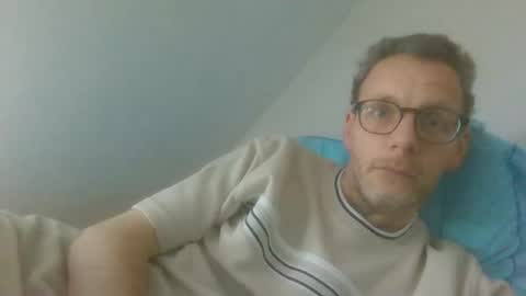 Snapshot of bernie484237 chatting on 5, 6, 2026 Bernie online show from 5, 6, 2026