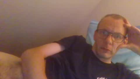 Snapshot of bernie484237 chatting on 21, 6, 2026 Bernie online show from 21, 6, 2026