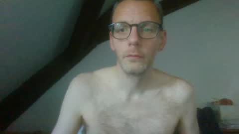 Snapshot of bernie484237 chatting on 27, 6, 2026 Bernie online show from 27, 6, 2026