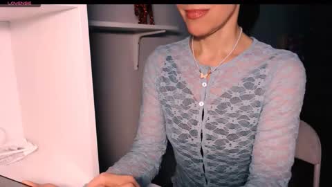 berry2024 online show from 9, 2, 2026