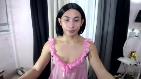 berry_shantal online show from 8, 3, 2026