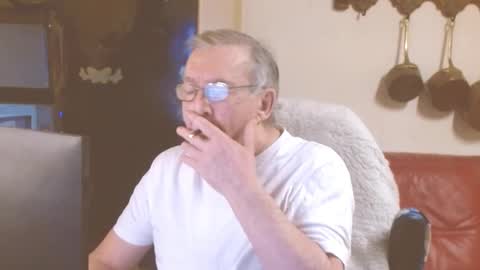 Snapshot of best127 chatting on 11, 2, 2025 jean online show from 11, 2, 2025