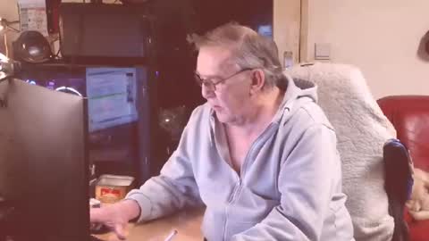 Snapshot of best127 chatting on 4, 3, 2025 jean online show from 4, 3, 2025