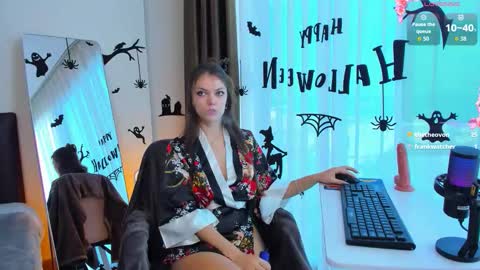 Alice online show from 26, 10, 2025