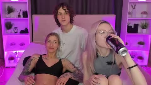 Danny and Kira online show from 15, 2, 2025