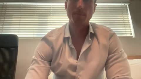 Snapshot of bestcoast35 chatting on 3, 11, 2025 Bestcoast3579 online show from 3, 11, 2025