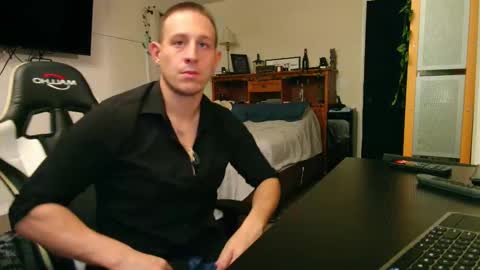 twitter zack1fisher online show from 25, 3, 2026