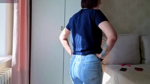 Snapshot of bestgirls2021 chatting on 4, 6, 2026 Hellen and Natali online show from 4, 6, 2026