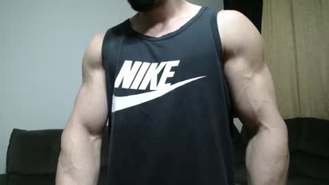 Snapshot of bestmuscle chatting on 11, 7, 2026 bestmuscle online show from 11, 7, 2026