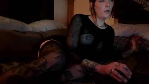 Snapshot of betsybradcock chatting on 3, 3, 2025 Betsy online show from 3, 3, 2025