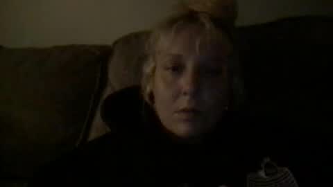 Snapshot of betteroffdeadduh chatting on 11, 9, 2025 that one bitch3 online show from 11, 9, 2025