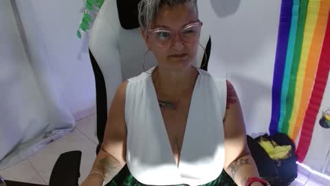 Snapshot of bety_cum3 chatting on 17, 3, 2026 bibiana online show from 17, 3, 2026